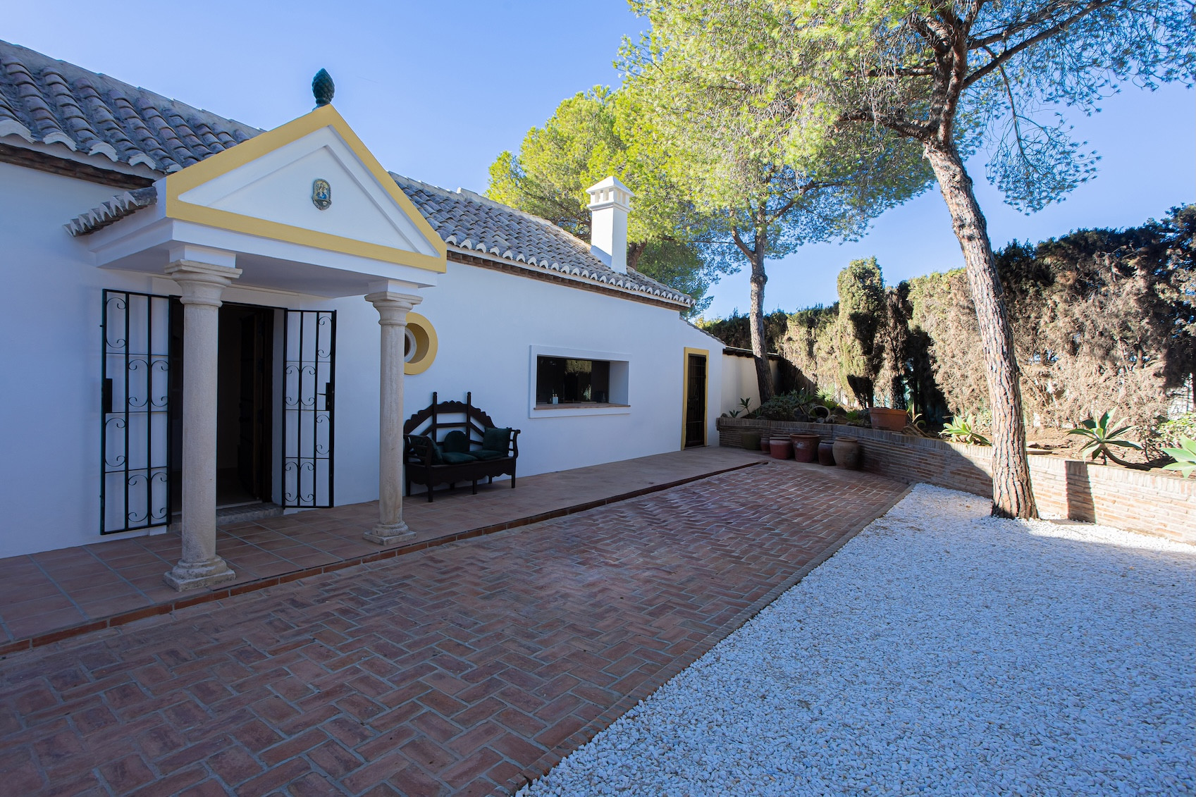 Image 34: detached villa For sale, Estepona, €2,495,000 [HFM-CL10222]