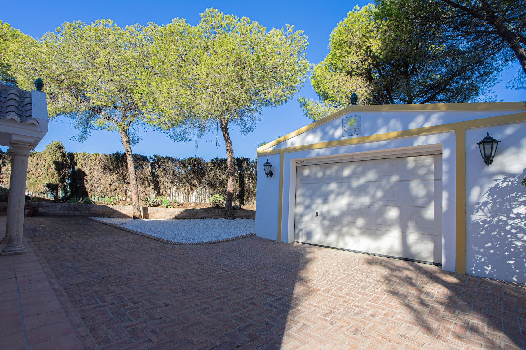 Image 34: detached villa For sale, Estepona, €2,495,000 [HFM-CL10222]