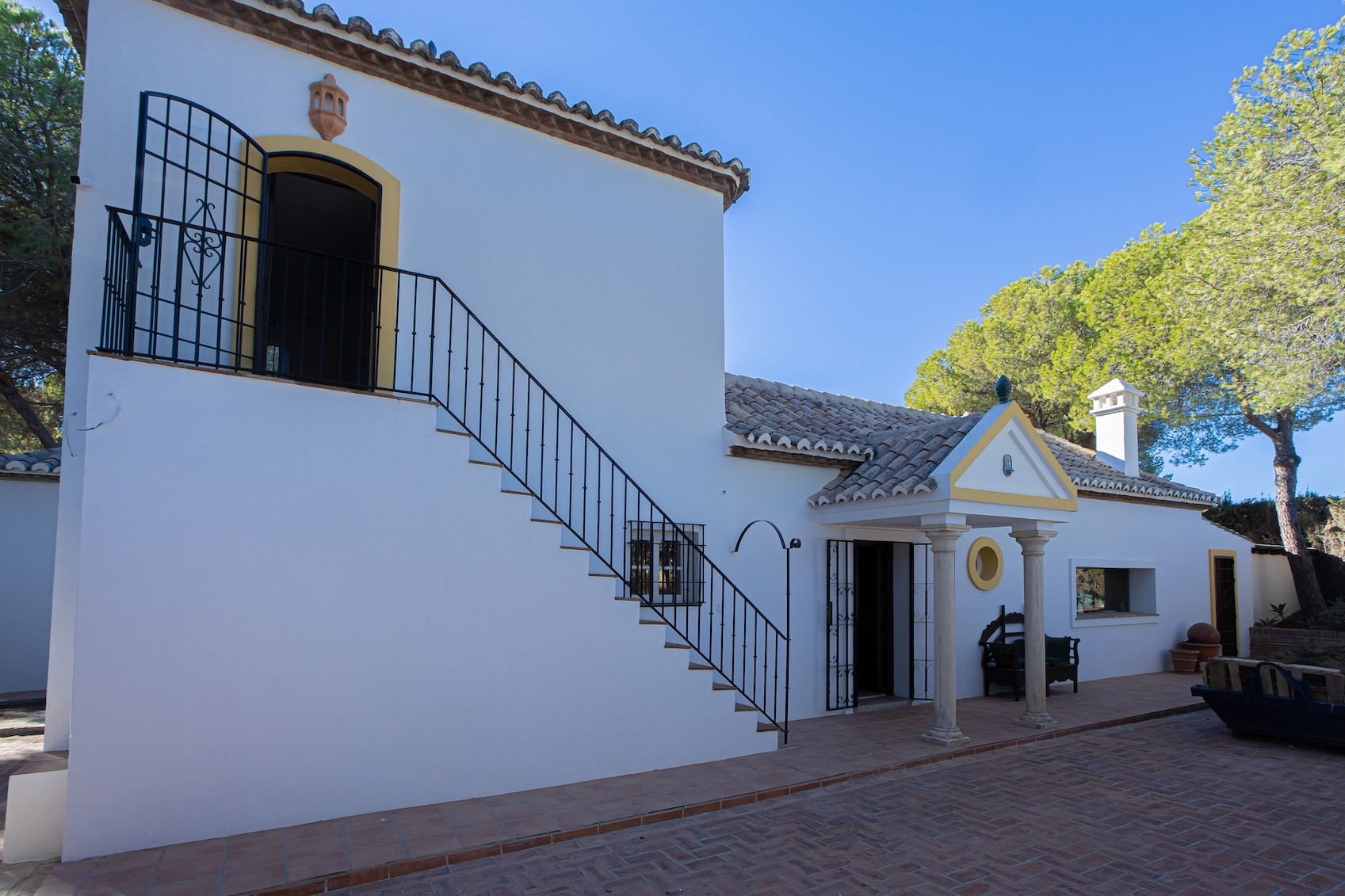 Image 34: detached villa For sale, Estepona, €2,495,000 [HFM-CL10222]