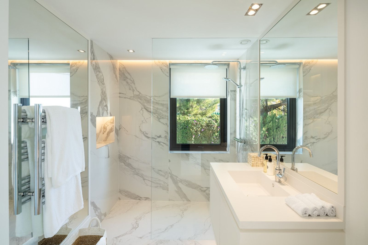 Image 45: detached villa For sale, Nueva Andalucía, €10,950,000 [HFM-C40244]