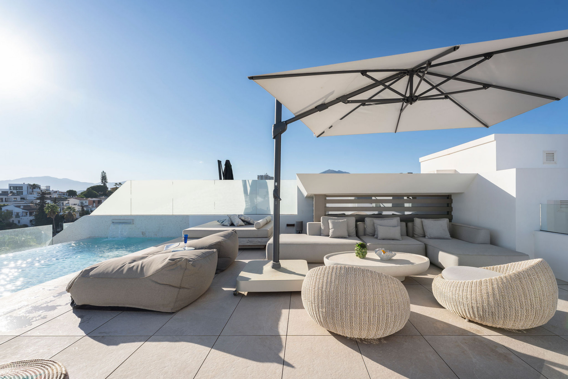 Image {index}: Semi-detached House For sale, Nueva Andalucía, €4,650,000 [HFM-C40247]