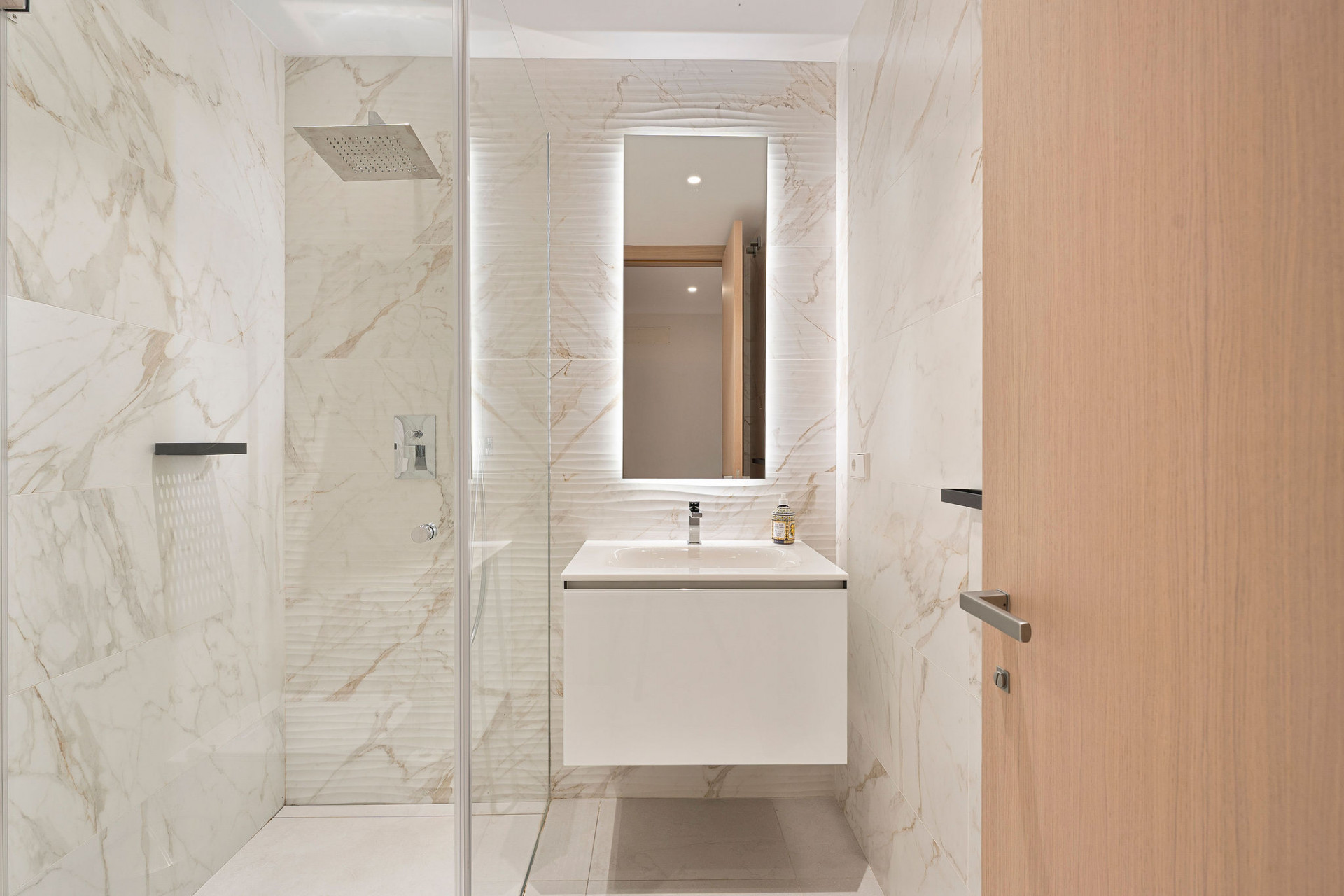 Image {index}: Semi-detached House For sale, Nueva Andalucía, €4,650,000 [HFM-C40247]