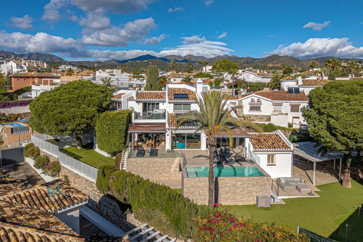 Image 52: detached villa For sale, Marbella, €2,795,000 [HFM-CL10226]