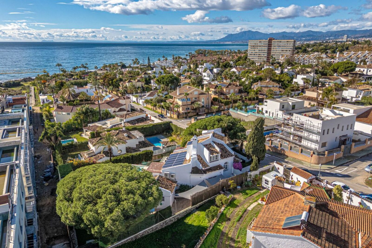 Image 52: detached villa For sale, Marbella, €2,795,000 [HFM-CL10226]