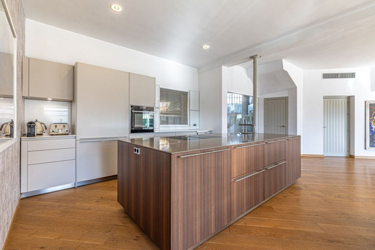 Image 52: detached villa For sale, Marbella, €2,795,000 [HFM-CL10226]