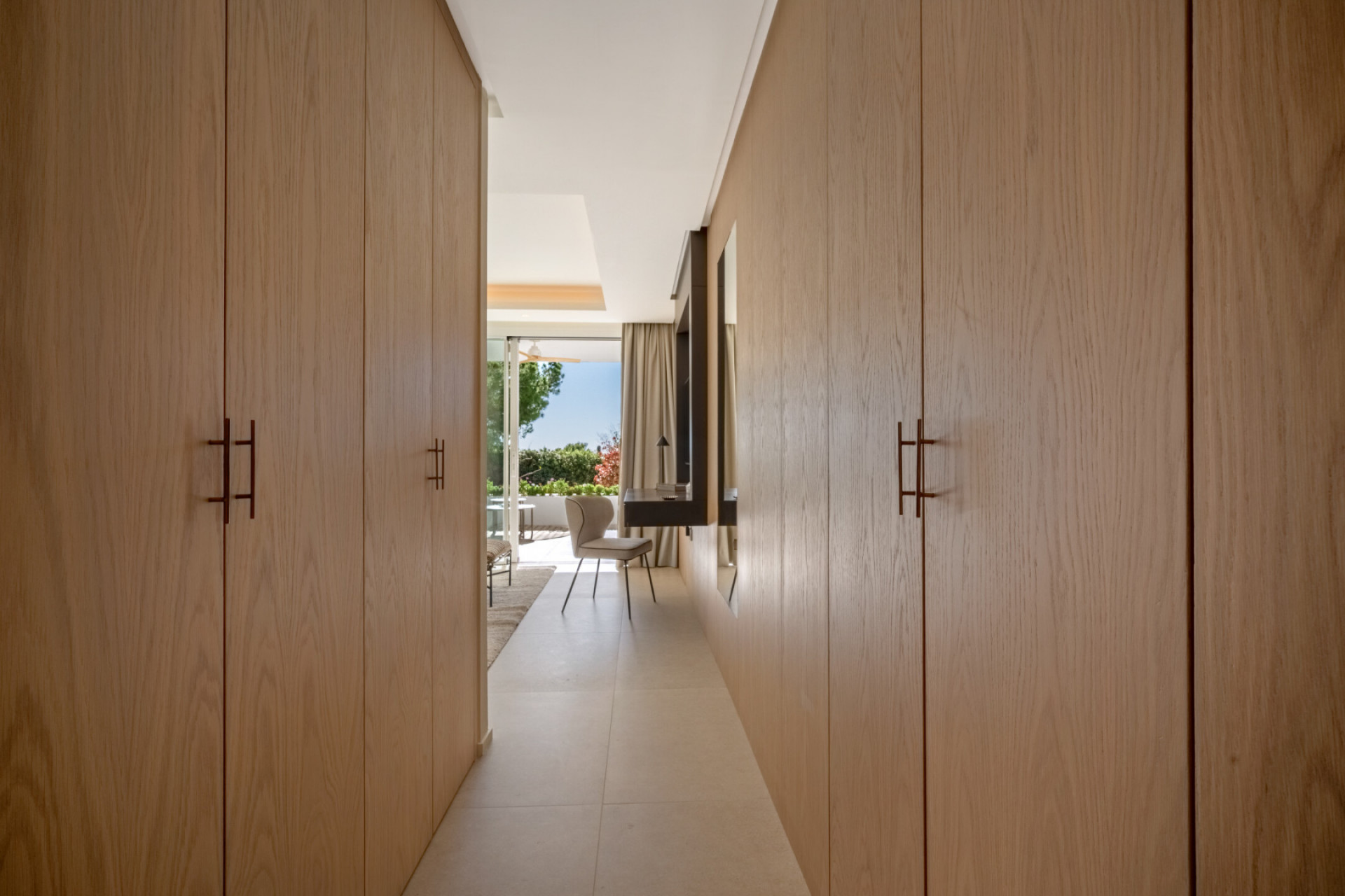 Image {index}: Ground Floor Apartment For sale, The Golden Mile, €2,450,000 [HFM-C40254]