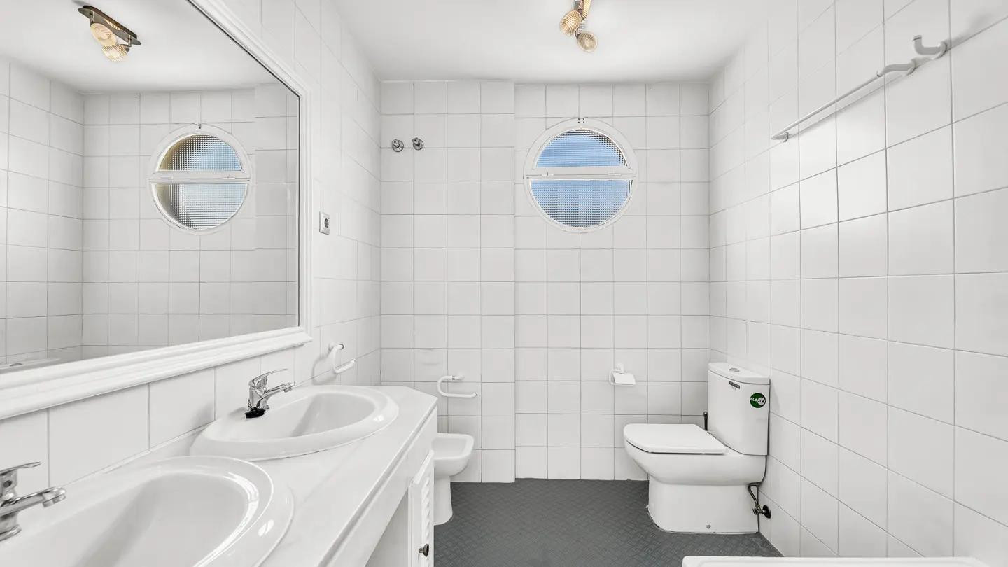 Image {index}: Detached Villa For sale, Nueva Andalucía, €2,250,000 [HFM-CL10242]