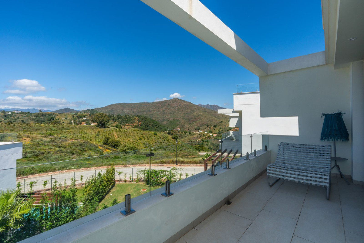 Image {index}: Detached Villa For sale, Mijas Costa, €1,150,000 [HFM-CL10246]