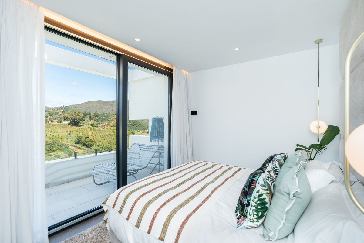 Image {index}: Detached Villa For sale, Mijas Costa, €1,150,000 [HFM-CL10246]