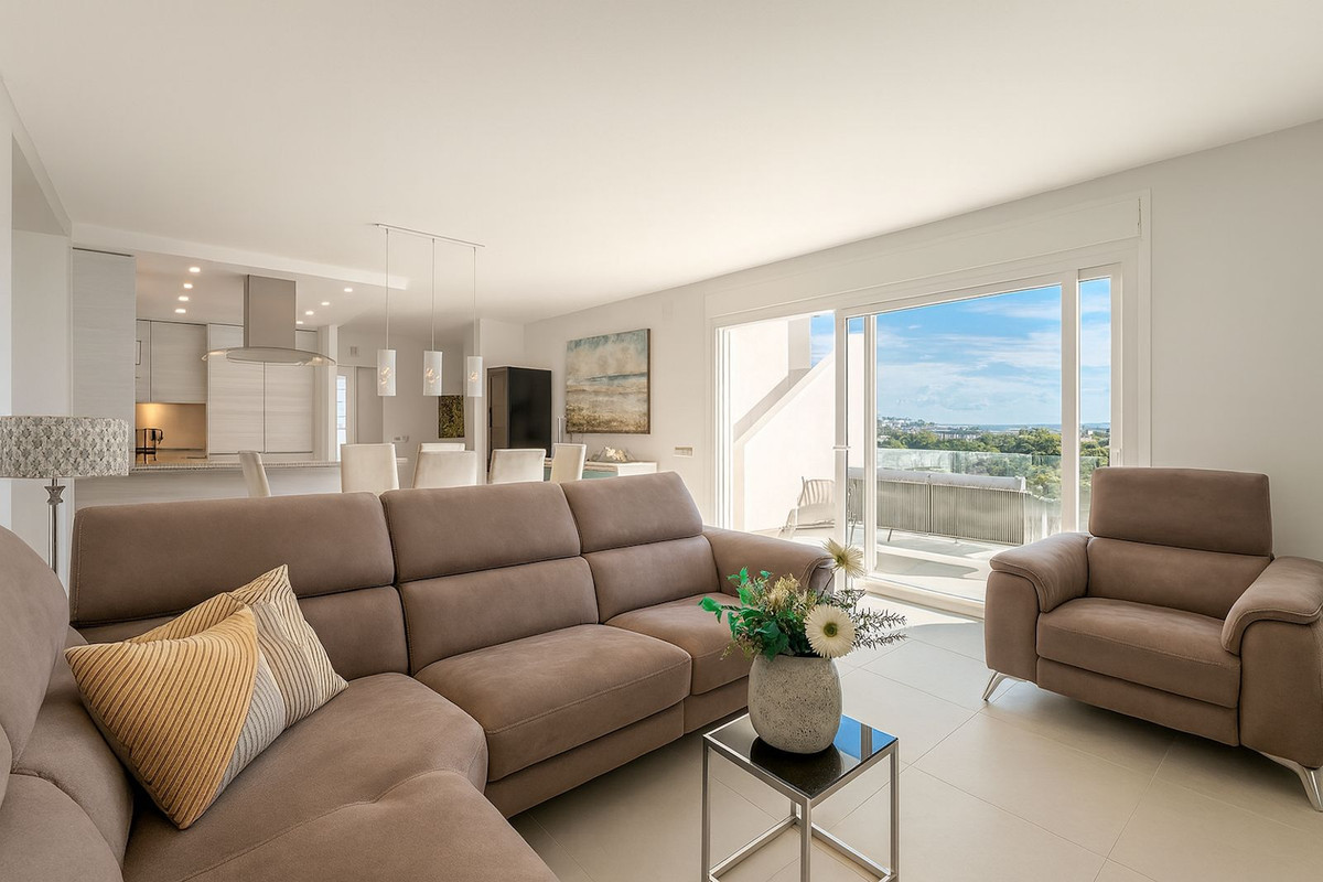 Image {index}: Detached Villa For sale, Mijas Costa, €1,180,000 [HFM-CL10247]