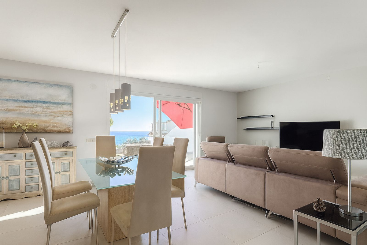 Image {index}: Detached Villa For sale, Mijas Costa, €1,180,000 [HFM-CL10247]