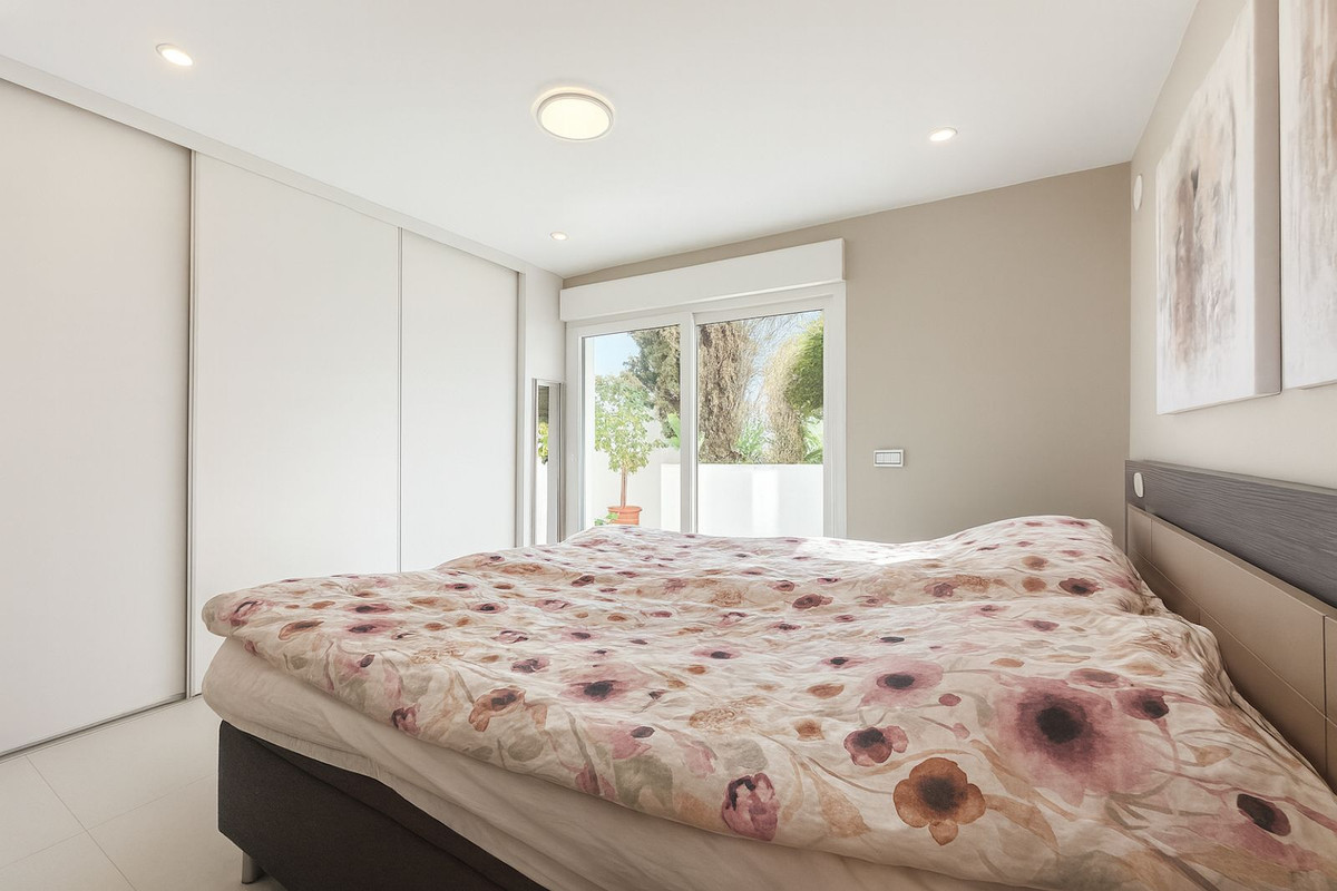 Image {index}: Detached Villa For sale, Mijas Costa, €1,180,000 [HFM-CL10247]