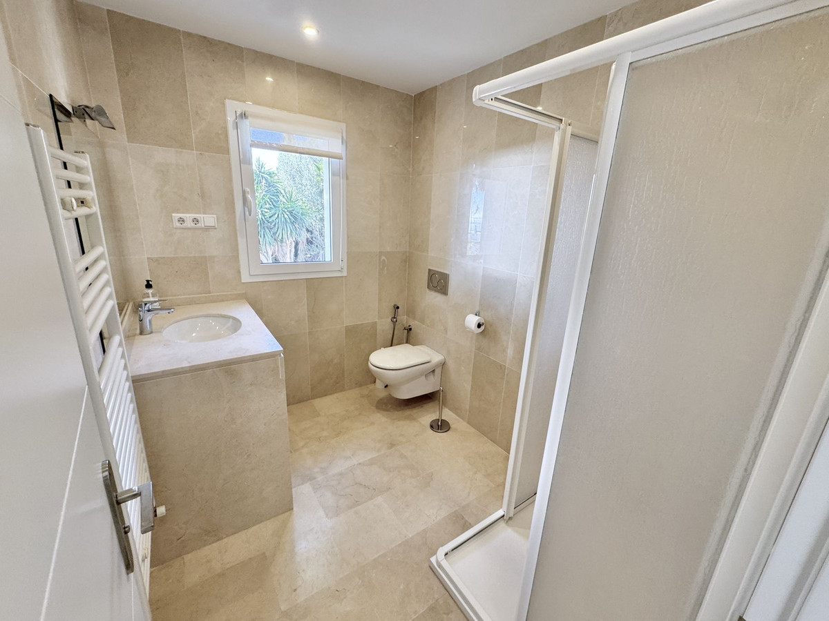 Image {index}: Detached Villa For sale, Mijas Costa, €1,595,000 [HFM-CL10248]