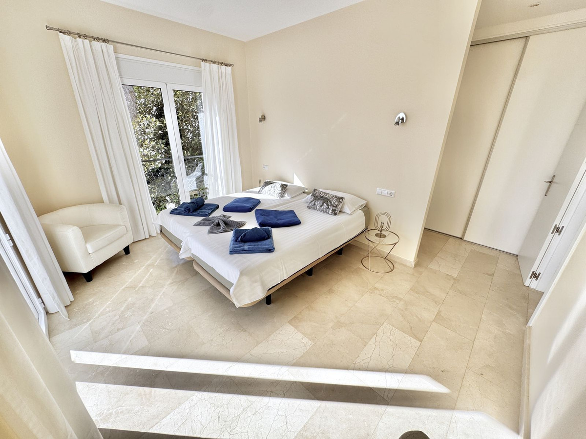 Image {index}: Detached Villa For sale, Mijas Costa, €1,595,000 [HFM-CL10248]