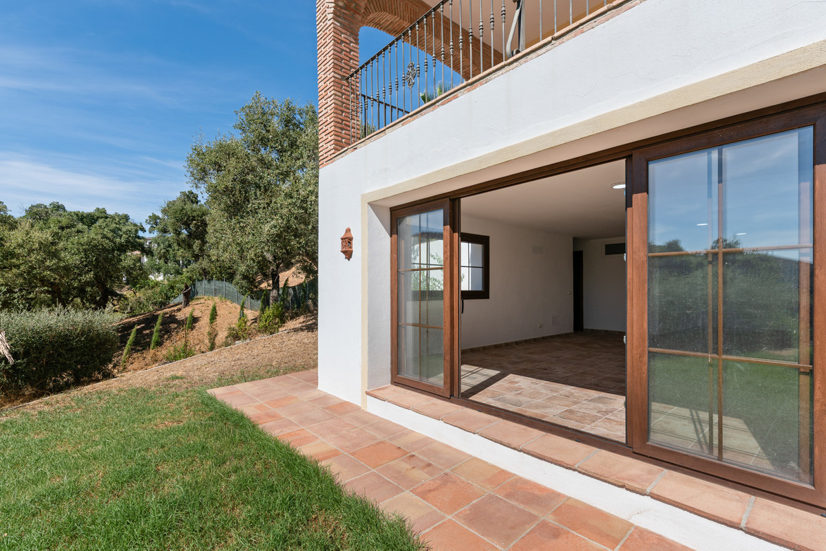 Image {index}: Detached Villa For sale, Casares, €1,645,000 [HFM-CL10249]