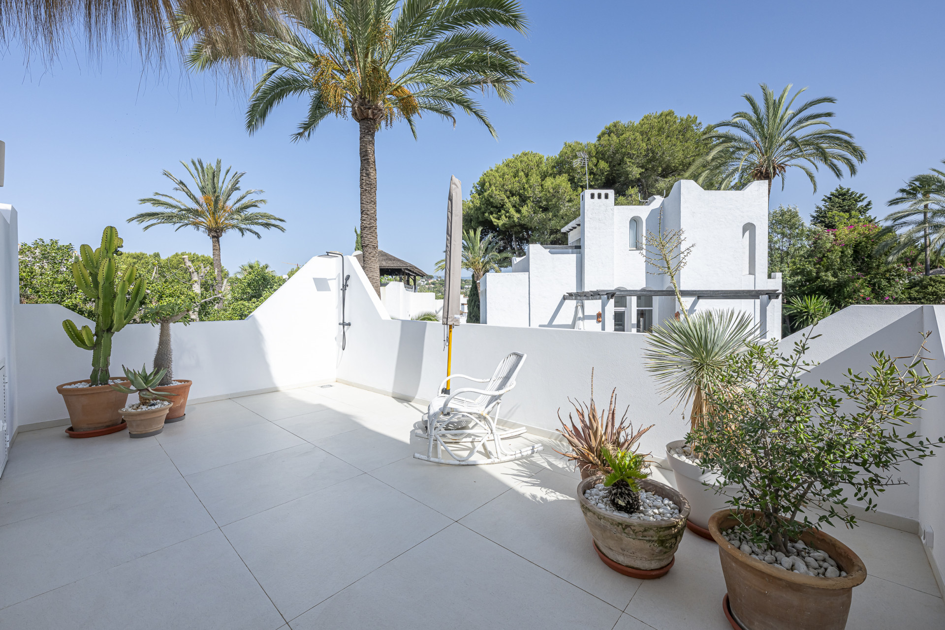 Image {index}: Detached Villa For sale, Nueva Andalucía, €2,495,000 [HFM-CL10235]