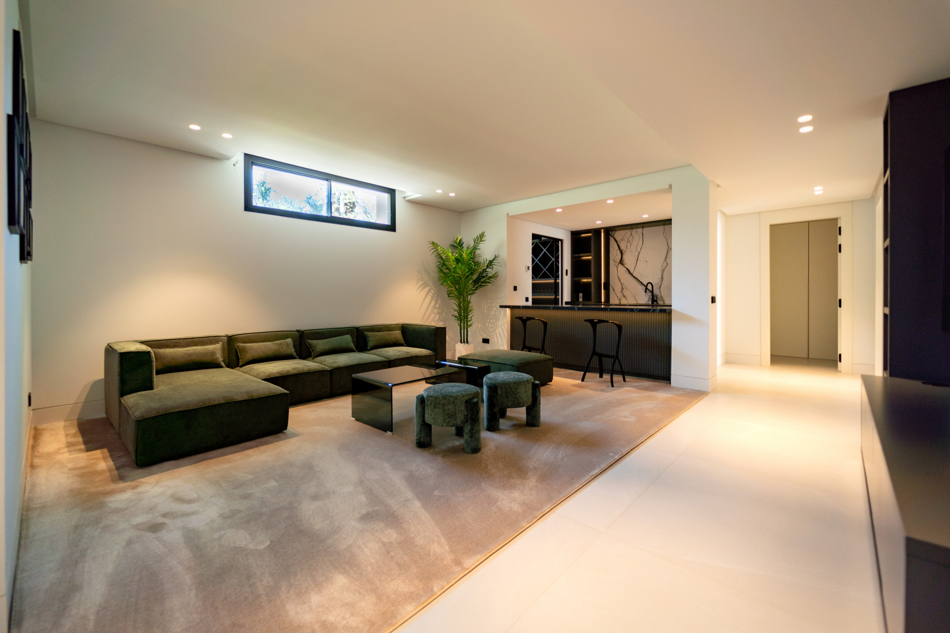 Image {index}: Detached Villa For sale, Nueva Andalucía, €4,700,000 [HFM-CL10238]