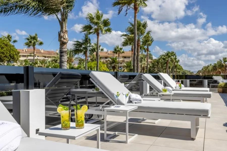 Image {index}: Detached Villa For sale, Puerto Banús, €30,000,000 [HFM-CL10241]