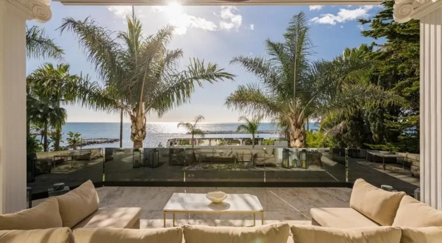 Image {index}: Detached Villa For sale, Puerto Banús, €30,000,000 [HFM-CL10241]