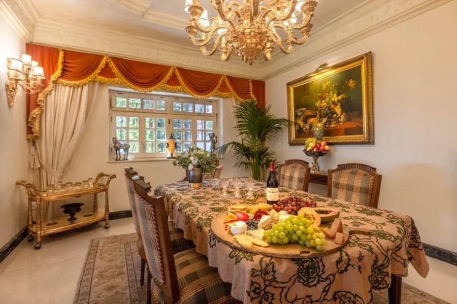 Image {index}: Detached Villa For sale, Puerto Banús, €30,000,000 [HFM-CL10241]