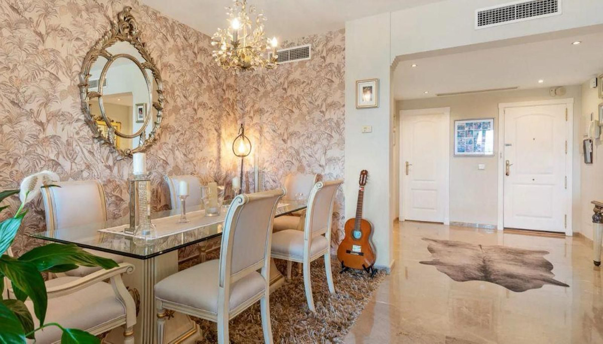 Image {index}: Apartment For sale, Nueva Andalucía, €875,000 [HFM-D20010]