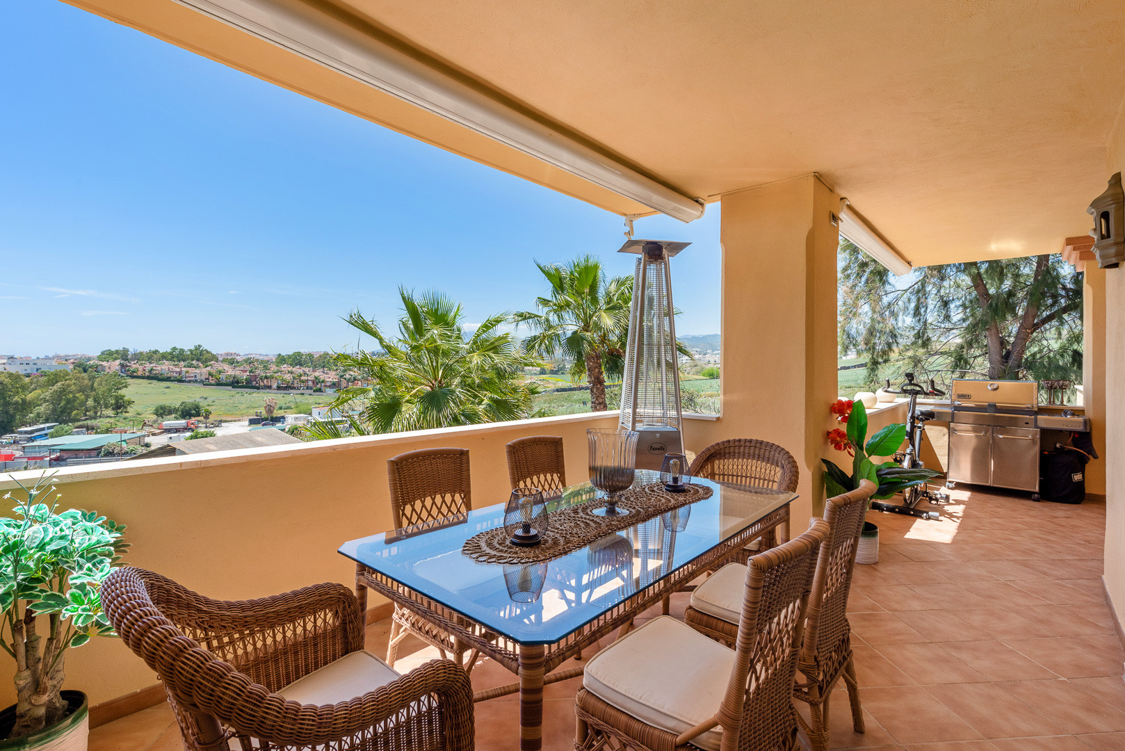 Image 2: Apartamento For sale, Nueva Andalucía, €845,000 [HFMs680181]
