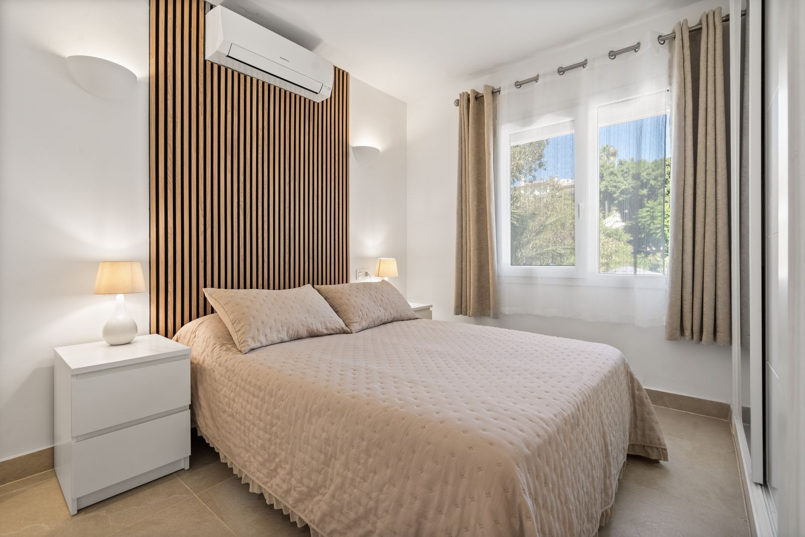 Image {index}: detached villa For sale, Fuengirola, €1,275,000 [HFMs683549]