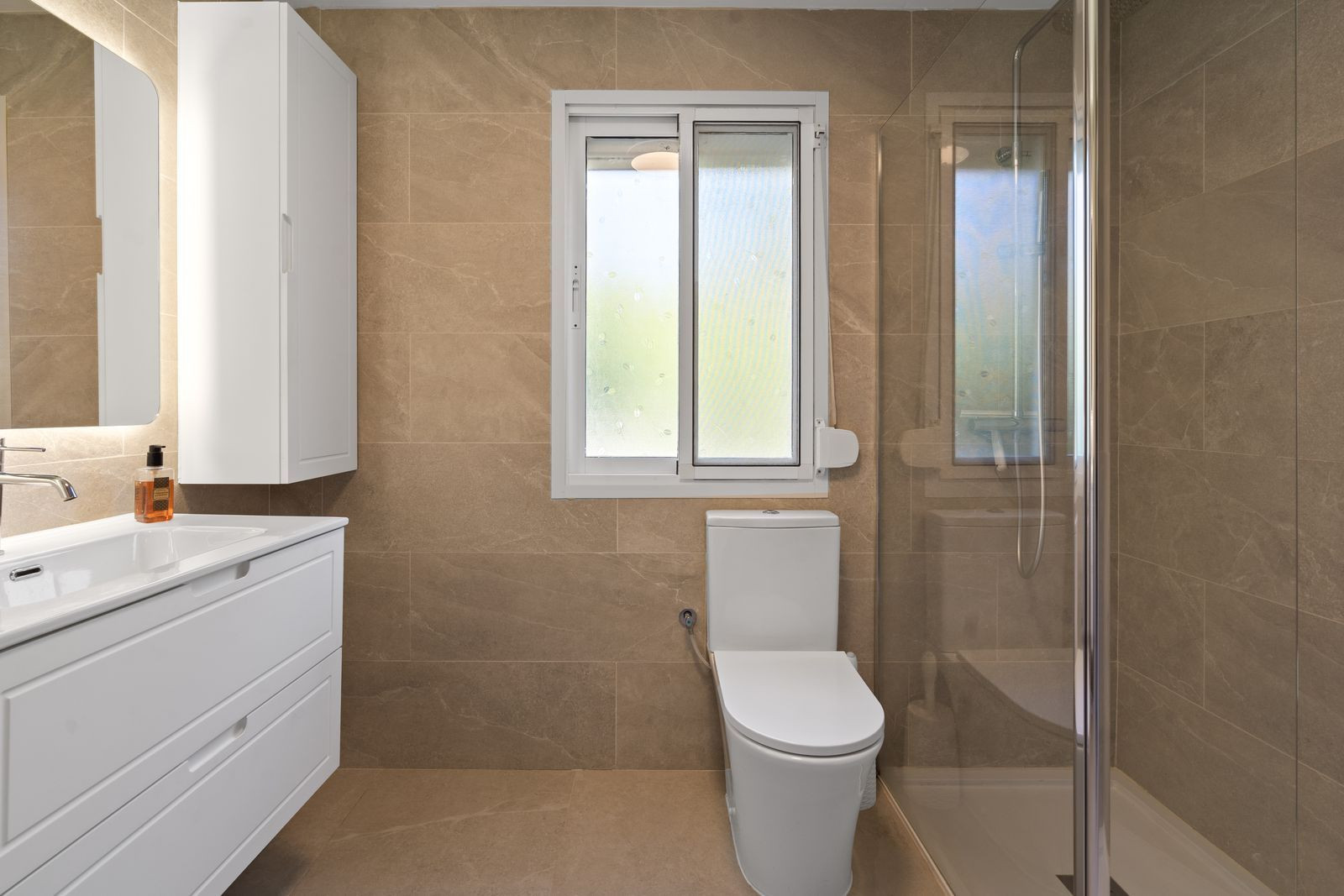 Image {index}: detached villa For sale, Fuengirola, €1,275,000 [HFMs683549]