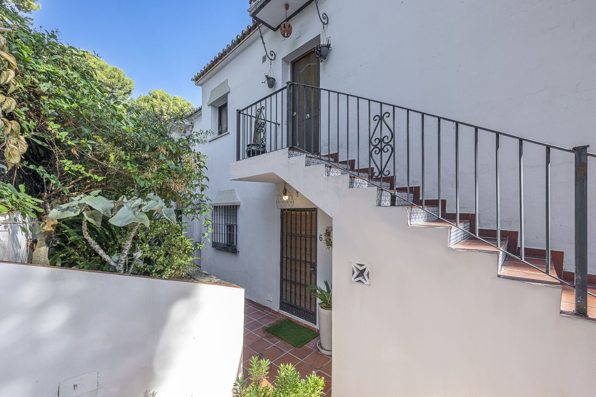 Image {index}: apartamento planta baja For sale, Nueva Andalucía, €422,000 [HFMs683554]