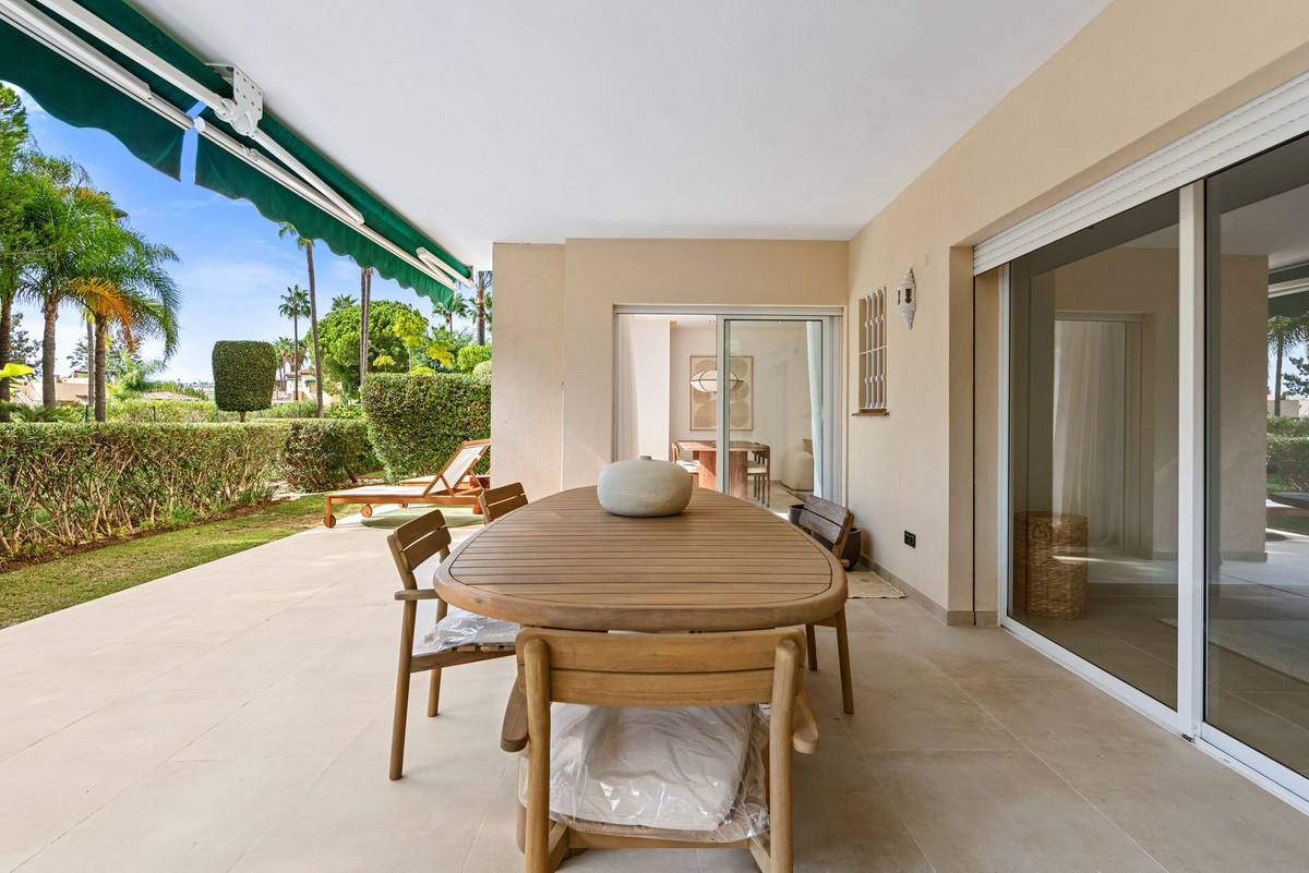 Image {index}: ground floor apartment For sale, Nueva Andalucía, €699,000 [HFMs684110]