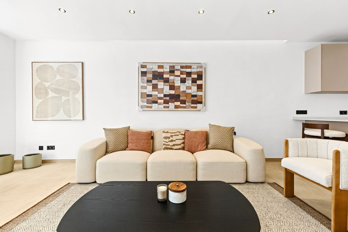 Image {index}: ground floor apartment For sale, Nueva Andalucía, €699,000 [HFMs684110]