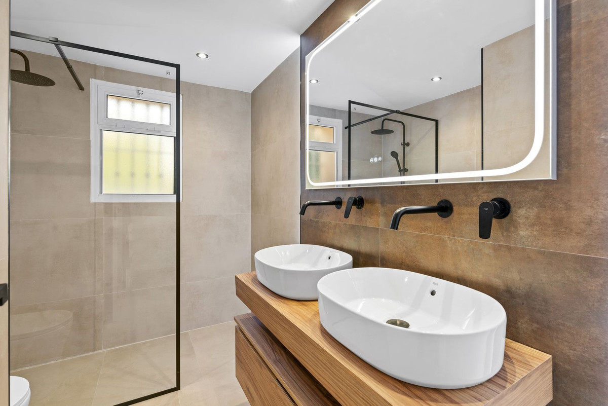 Image {index}: ground floor apartment For sale, Nueva Andalucía, €699,000 [HFMs684110]