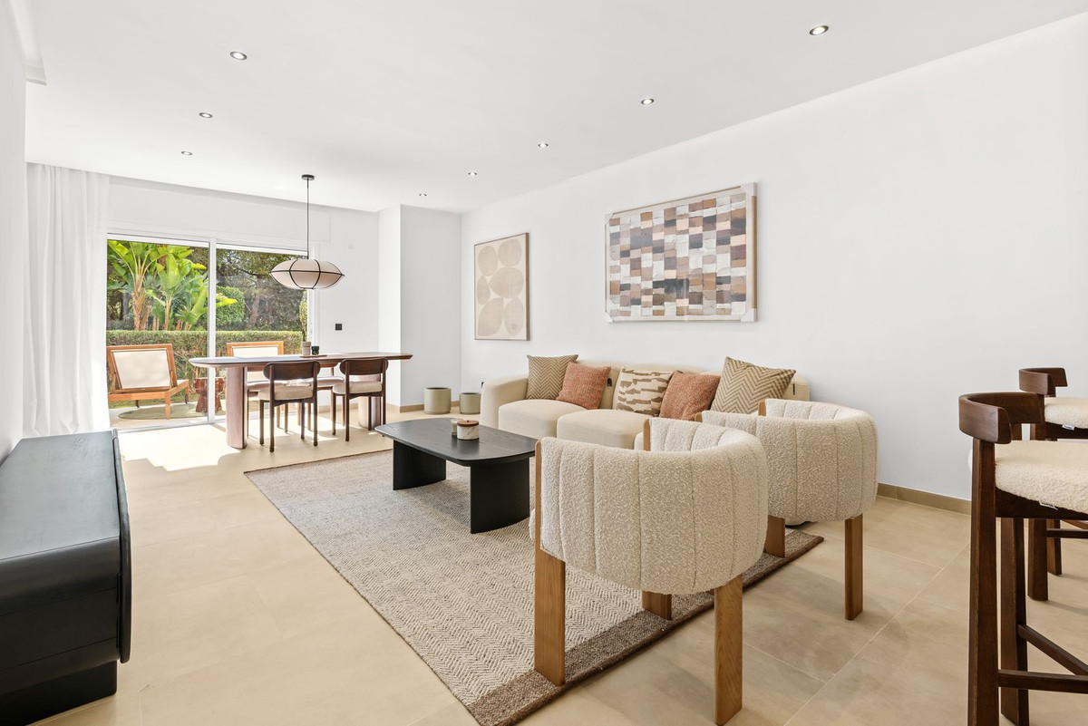 Image {index}: ground floor apartment For sale, Nueva Andalucía, €699,000 [HFMs684110]