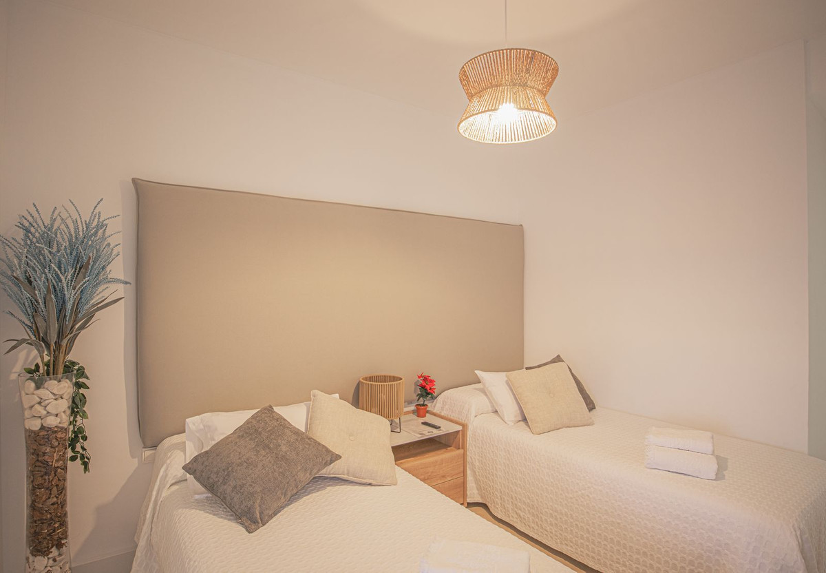 Image {index}: apartment For sale, Estepona, €700,000 [HFMs684117]