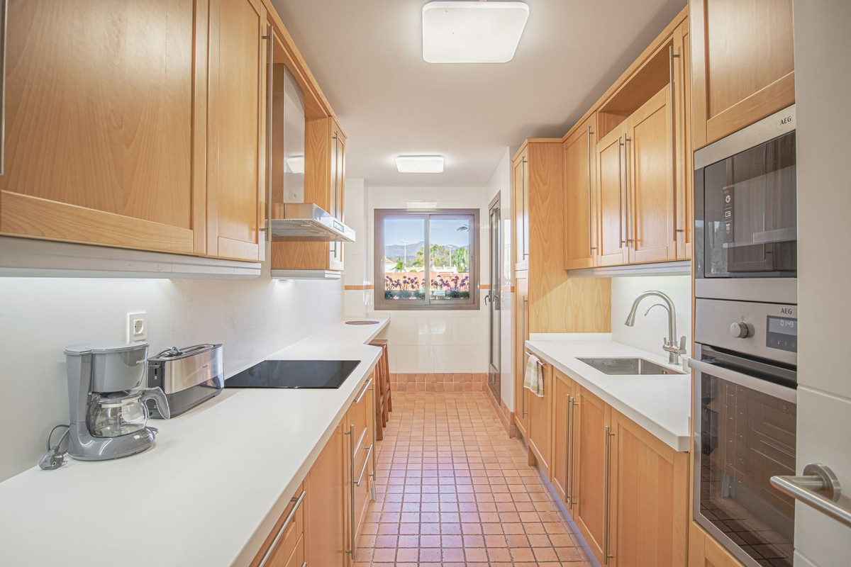 Image {index}: apartment For sale, Estepona, €700,000 [HFMs684117]