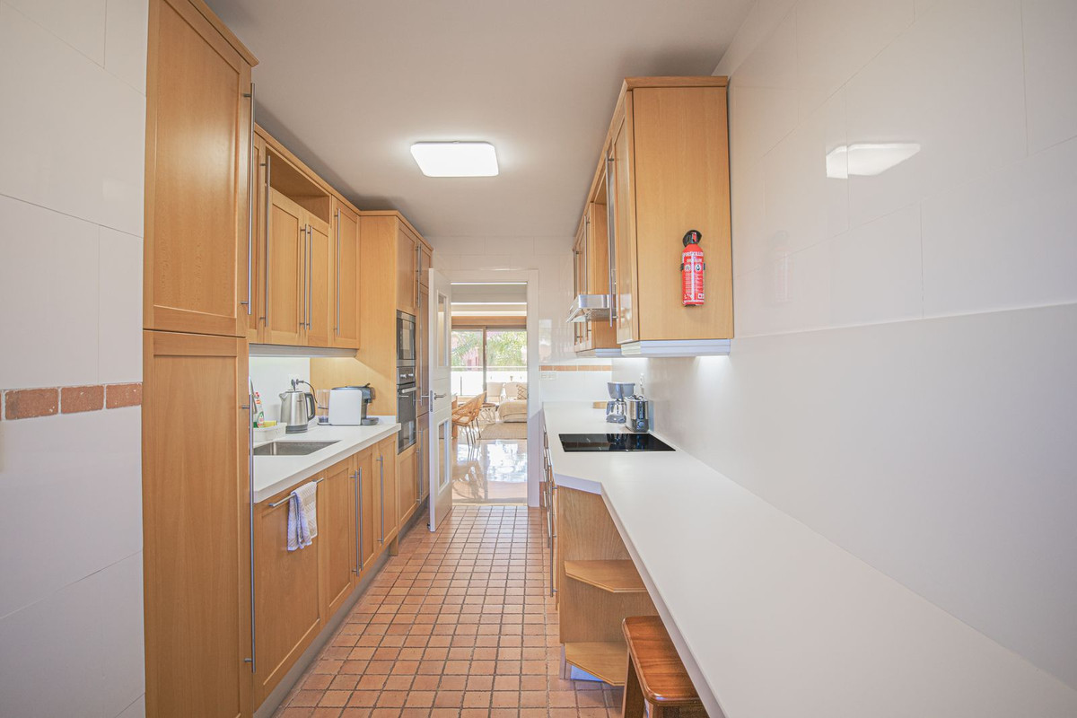 Image {index}: apartment For sale, Estepona, €700,000 [HFMs684117]