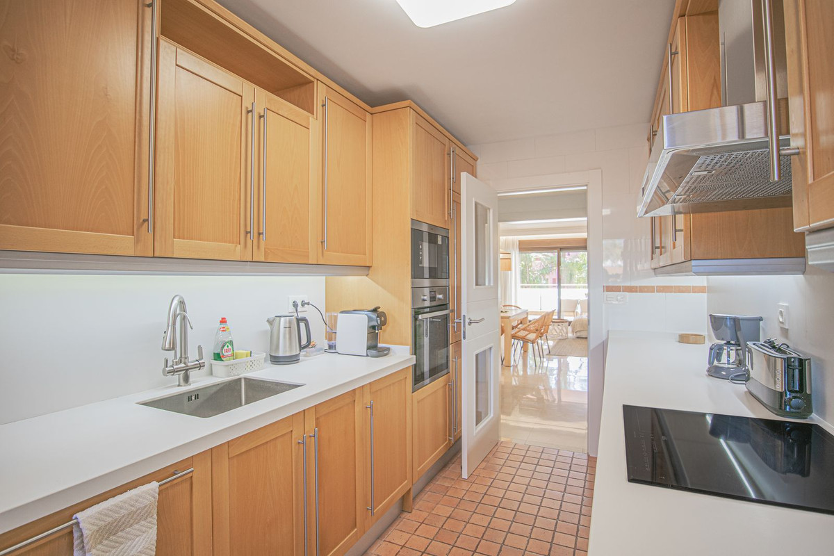 Image {index}: apartment For sale, Estepona, €700,000 [HFMs684117]