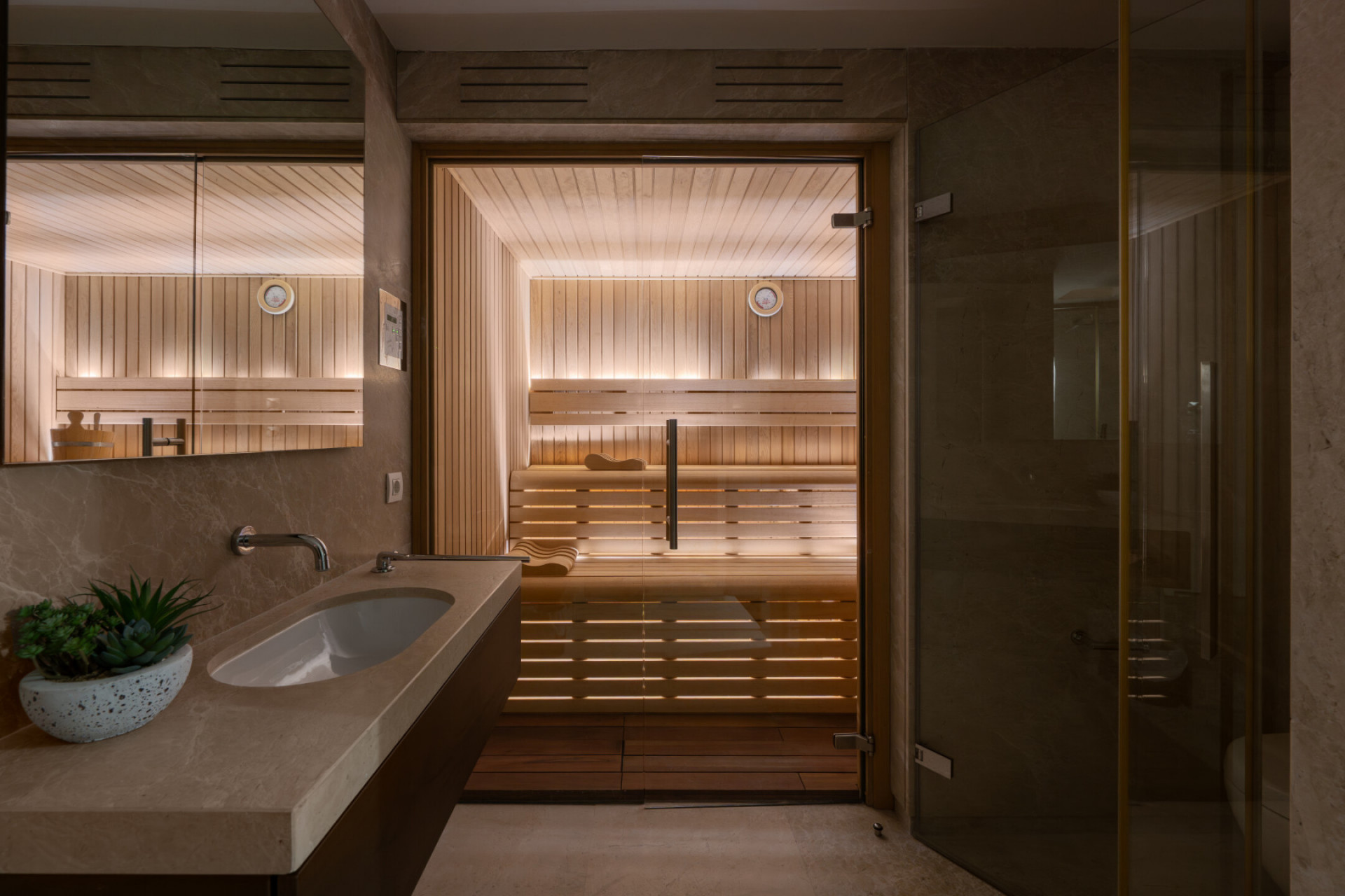 Image {index}: semi-detached house For sale, The Golden Mile, €10,900,000 [HFMs683584]