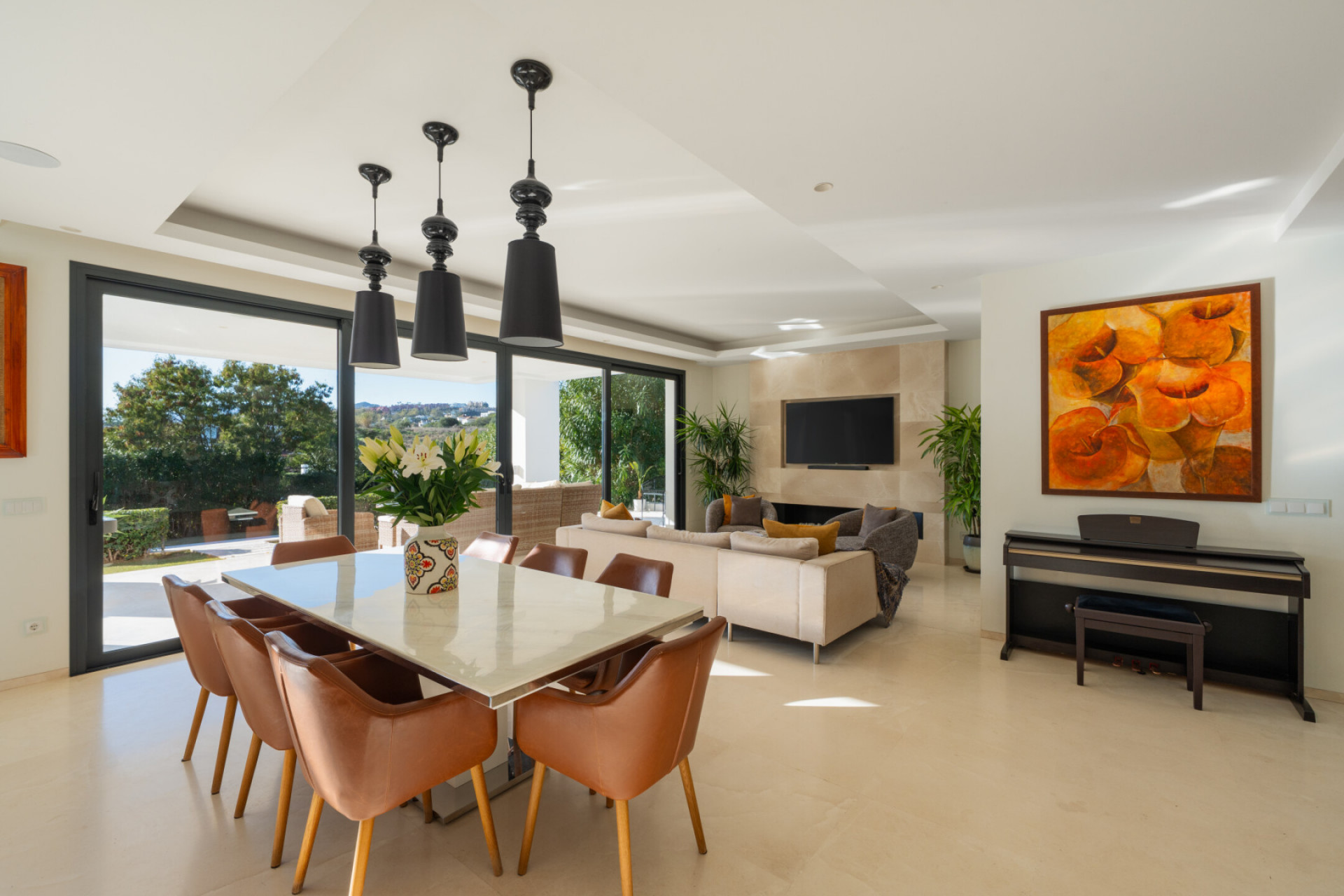 Image {index}: detached villa For sale, Nueva Andalucía, €3,980,000 [HFMs683587]