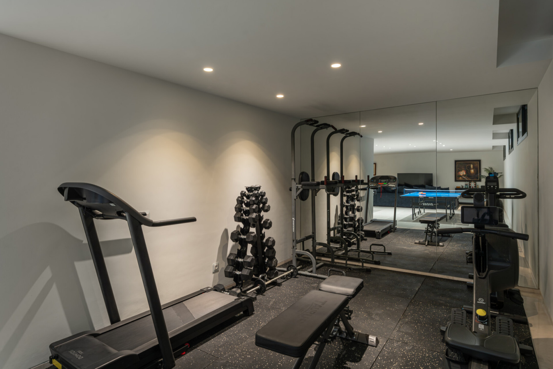 Image {index}: detached villa For sale, Nueva Andalucía, €3,980,000 [HFMs683587]