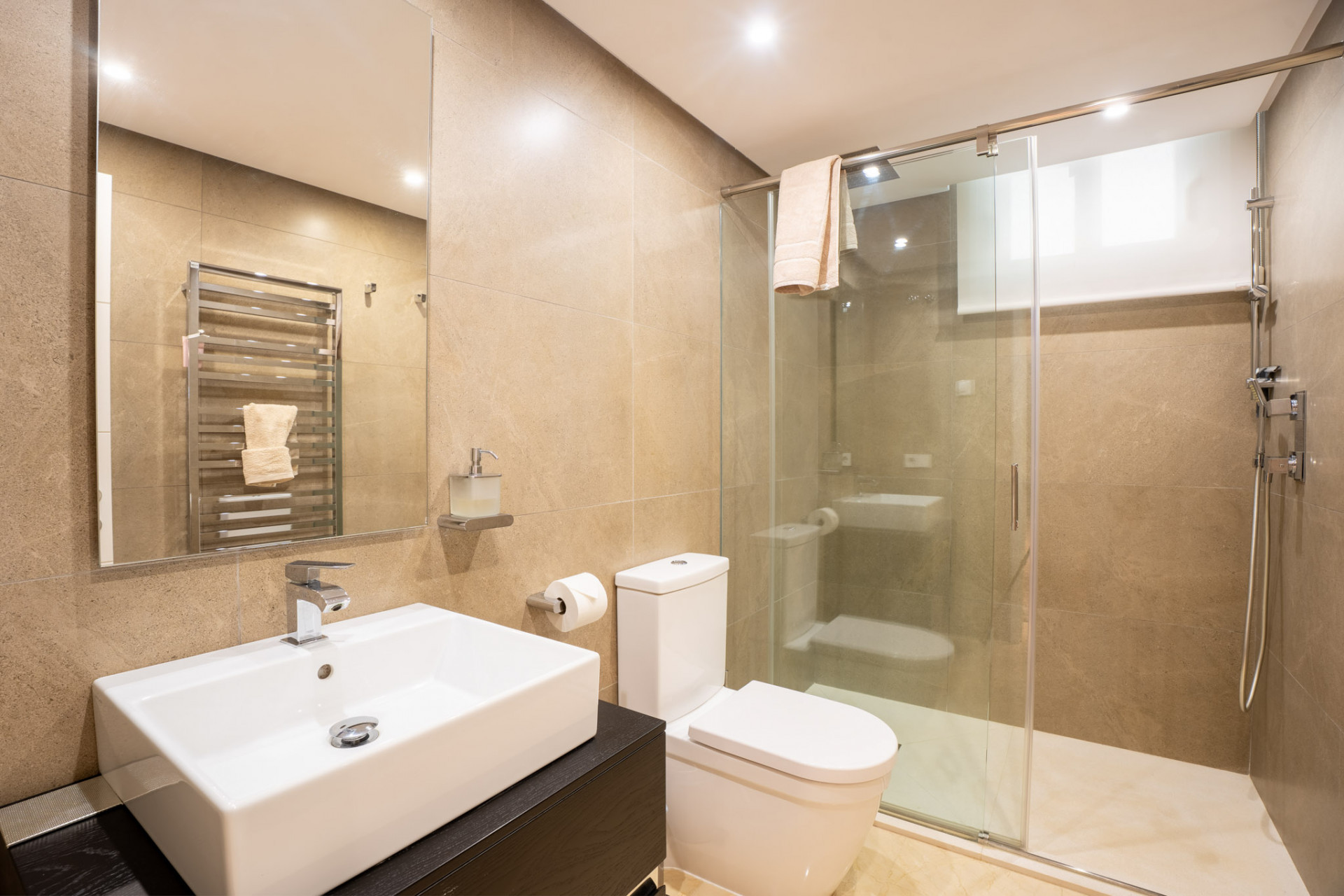 Image {index}: detached villa For sale, Nueva Andalucía, €3,650,000 [HFMs683590]