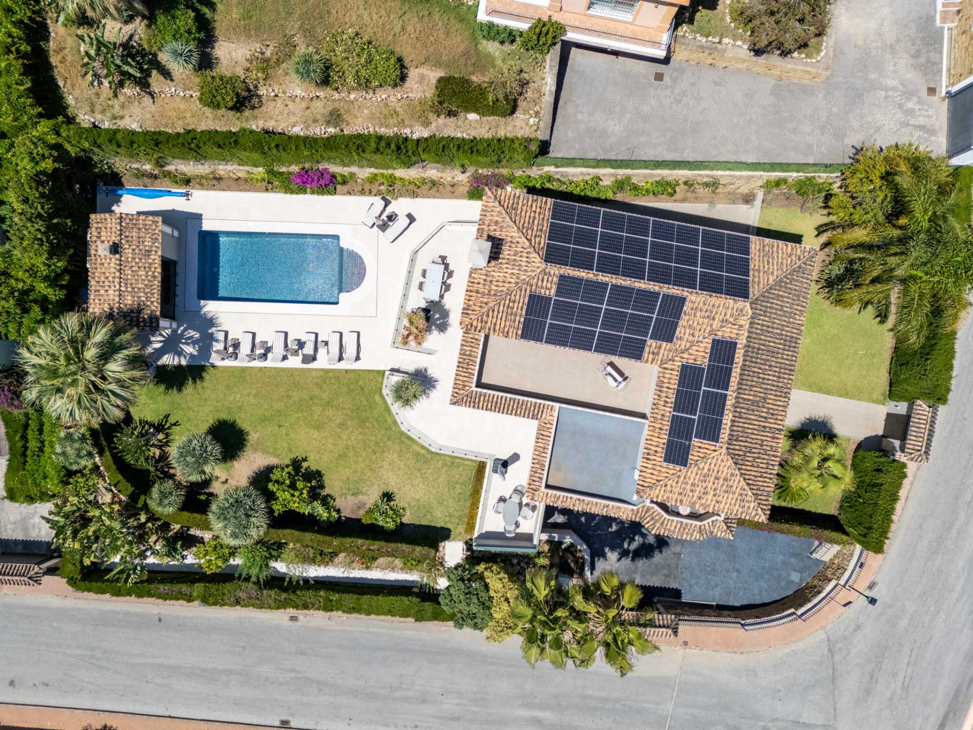 Image {index}: detached villa For sale, Nueva Andalucía, €3,650,000 [HFMs683590]