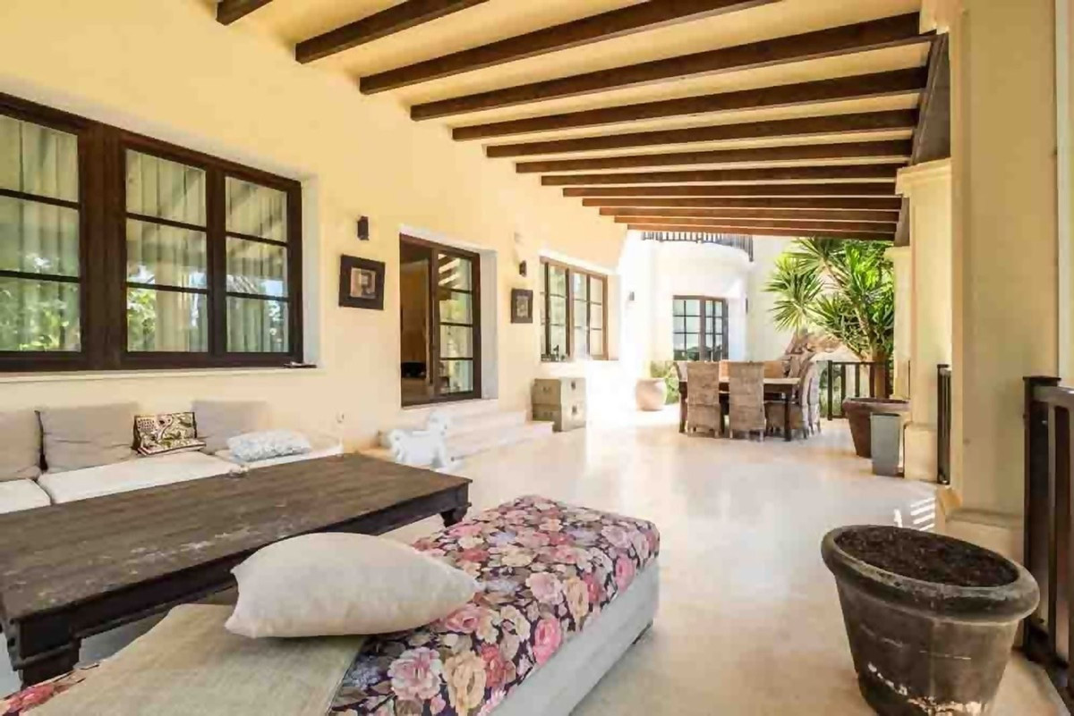 Image 3: Detached Villa For sale, sotogrande, €1,924,000 [HFMs727187]
