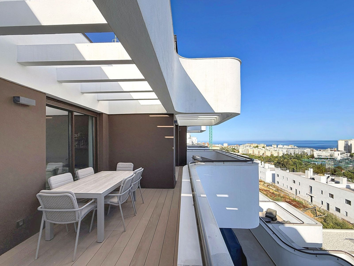 Image 5: Penthouse Duplex For sale, Estepona, €1,390,000 [HFMs724398]
