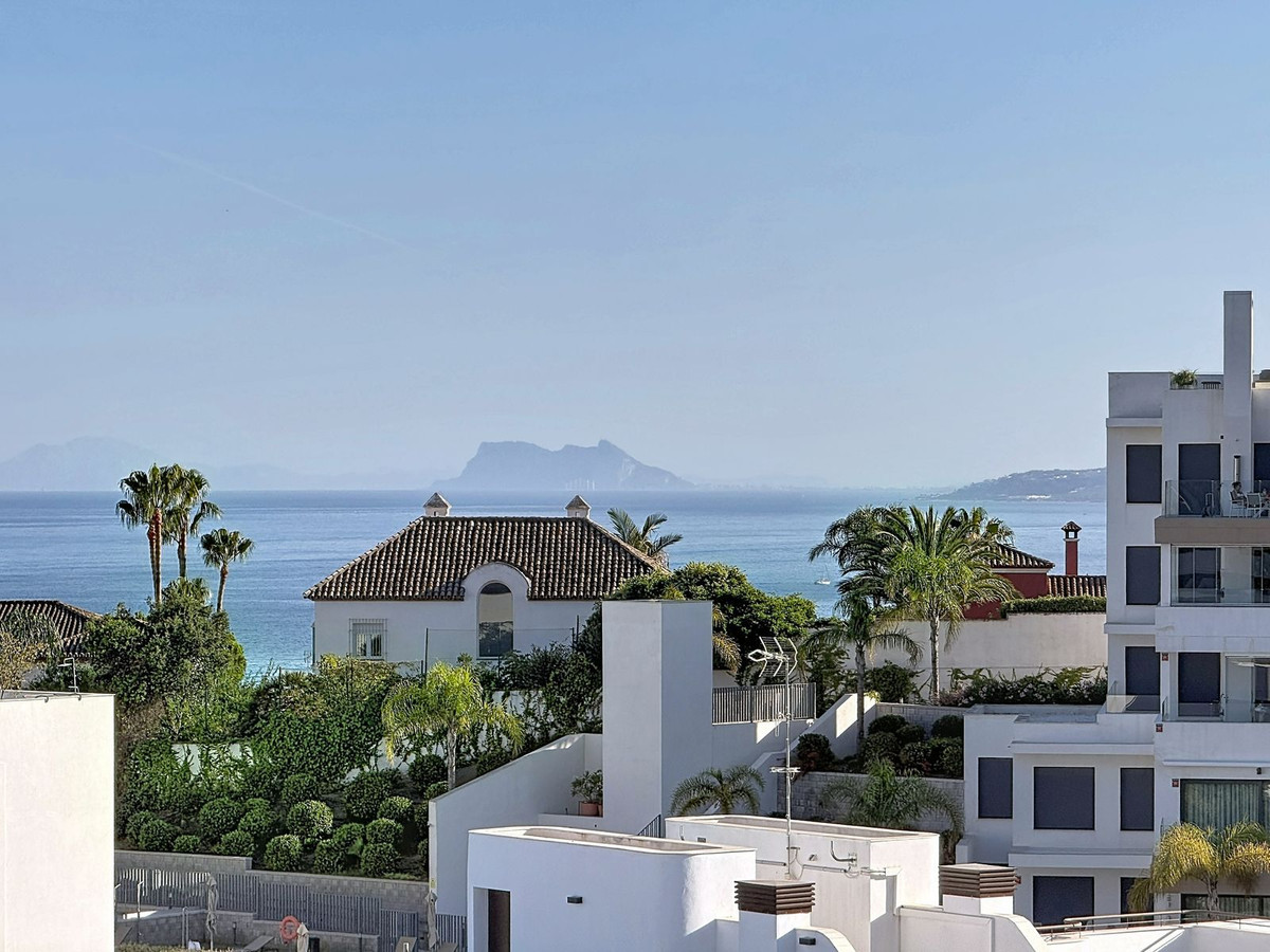 Image 26: Penthouse Duplex For sale, Estepona, €1,390,000 [HFMs724398]