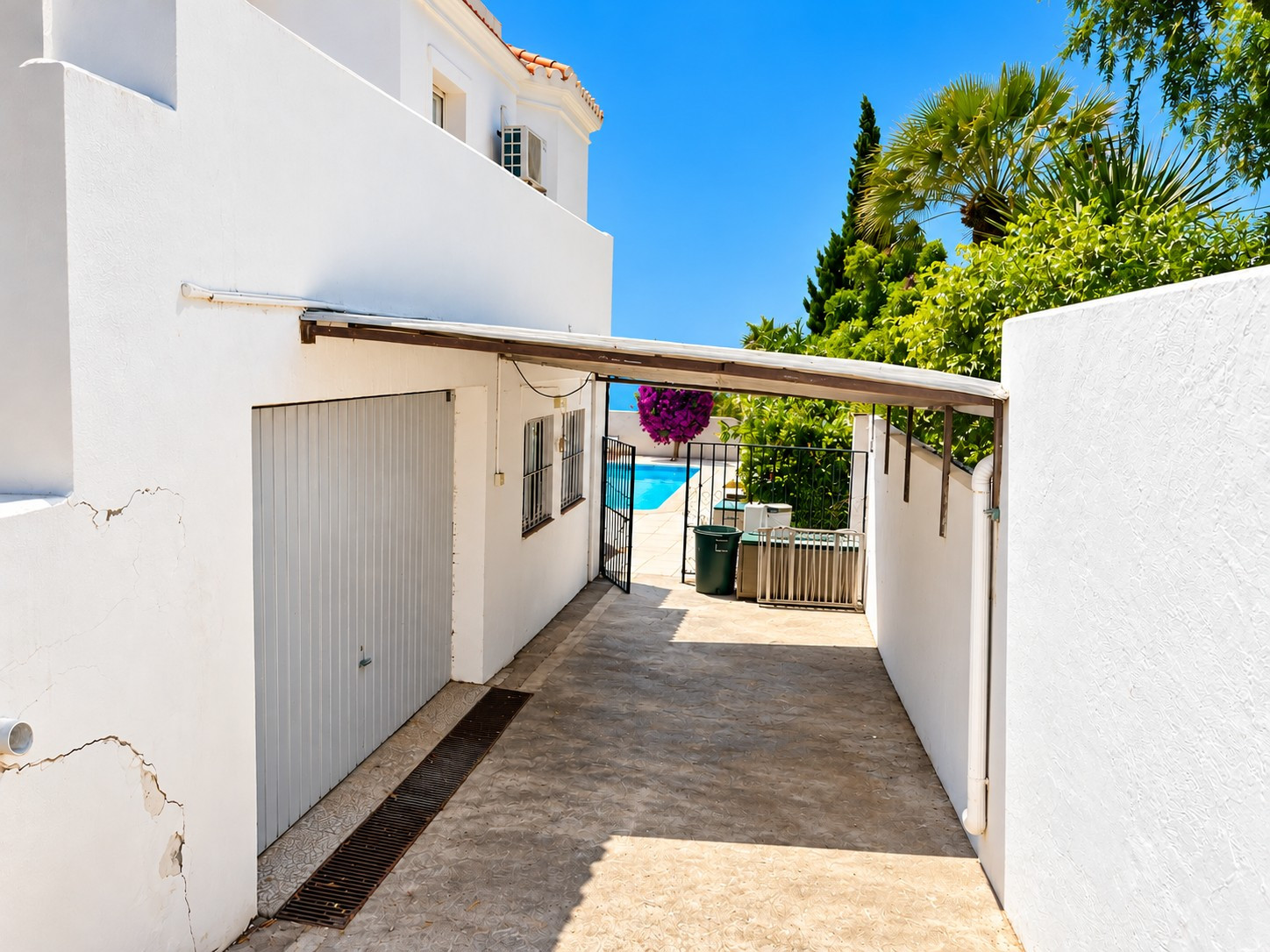 Image 32: Detached Villa For sale, Estepona, €1,995,000 [HFMs724000]