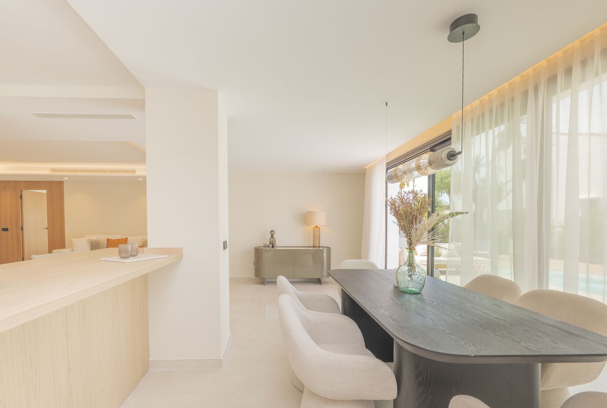 Image 16: Detached Villa For sale, Estepona, €2,650,000 [HFMs722973]
