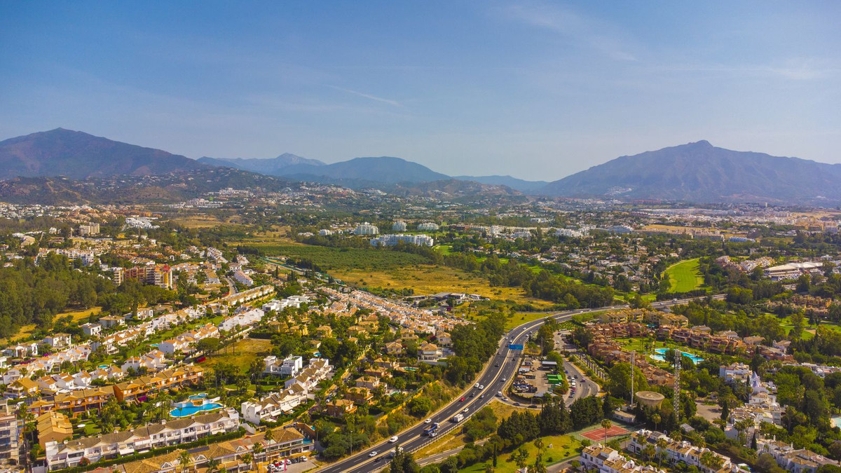 Image 49: Detached Villa For sale, Estepona, €2,650,000 [HFMs722973]