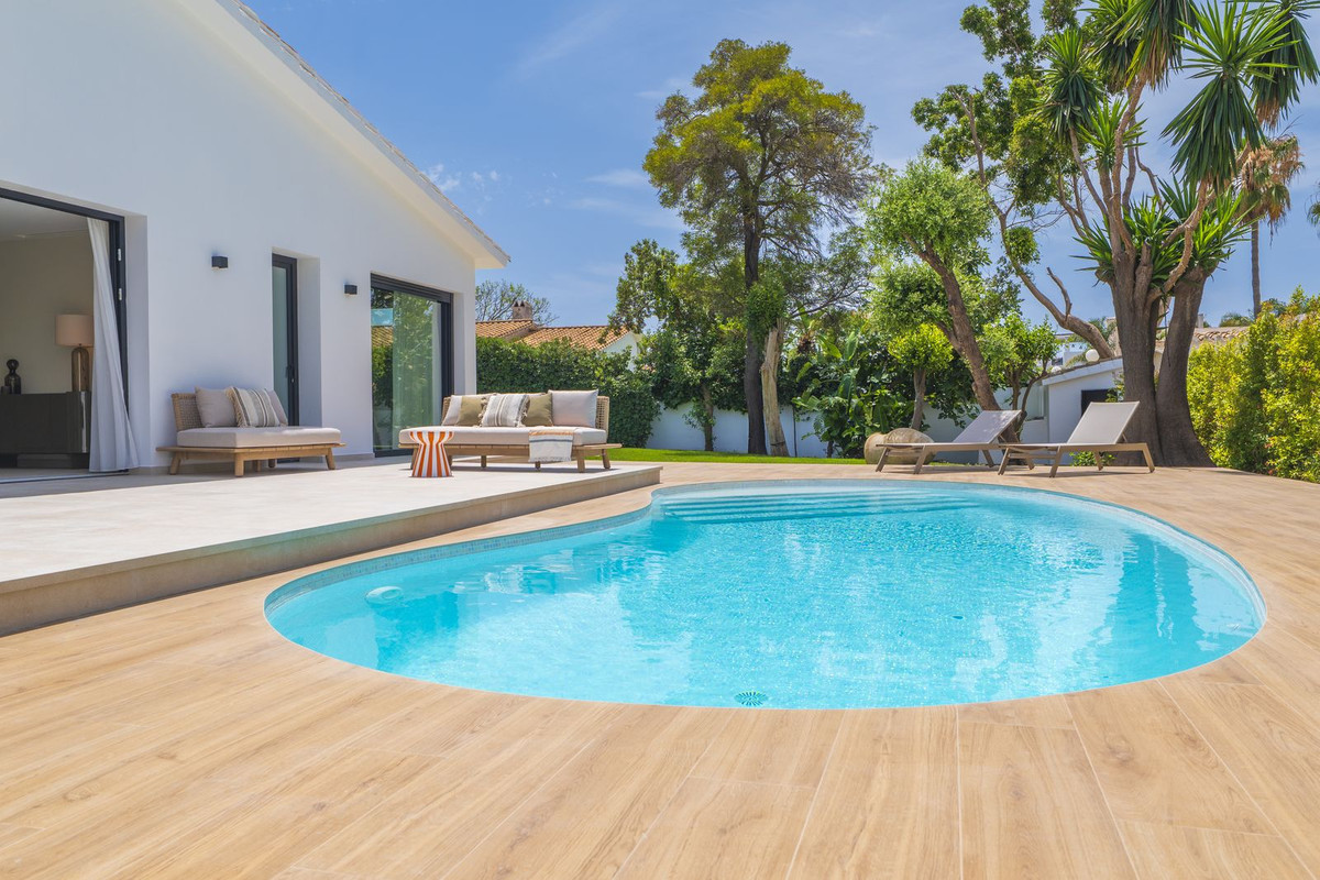 Image 6: Detached Villa For sale, Estepona, €2,650,000 [HFMs722973]