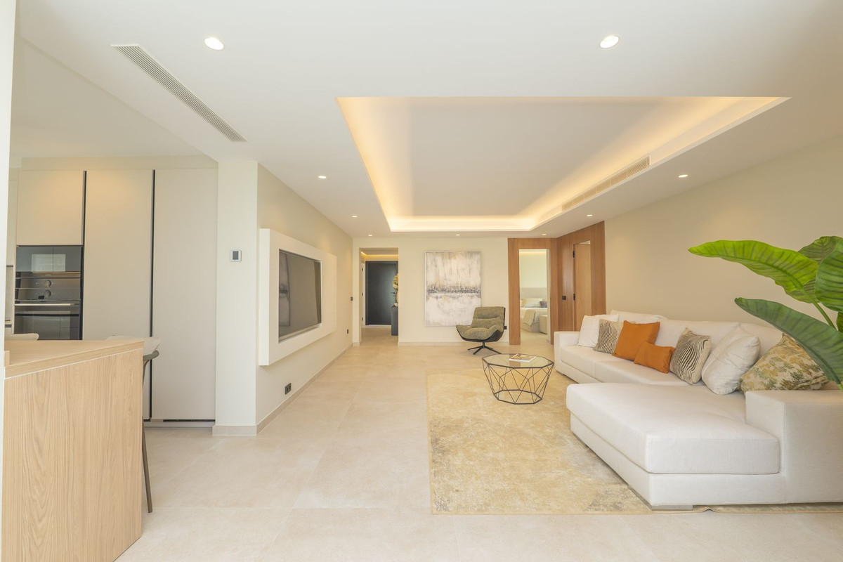 Image 19: Detached Villa For sale, Estepona, €2,650,000 [HFMs722973]
